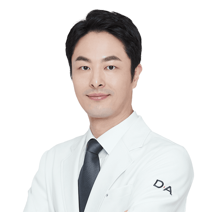 イ・ドンチャン